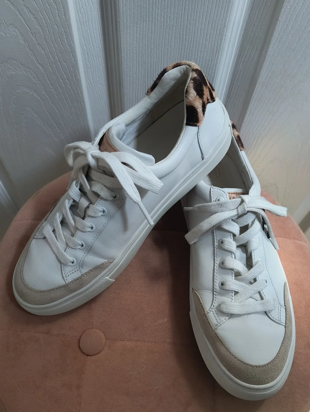 Tory Burch Andrea White Leather Sneaker Leopard Cheetah Print Size 8